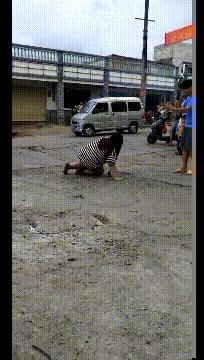 开心一刻gif搞笑,搞笑gif开心一刻好有节奏感