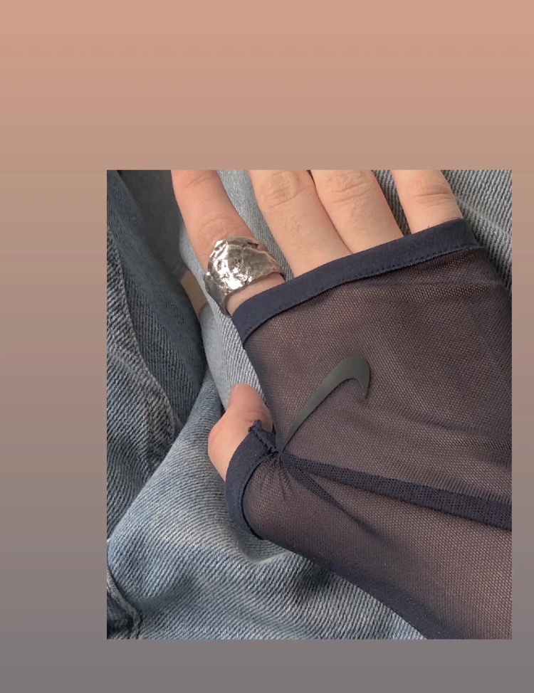 健身房穿搭不重样，Nike联名运动内衣开挂了