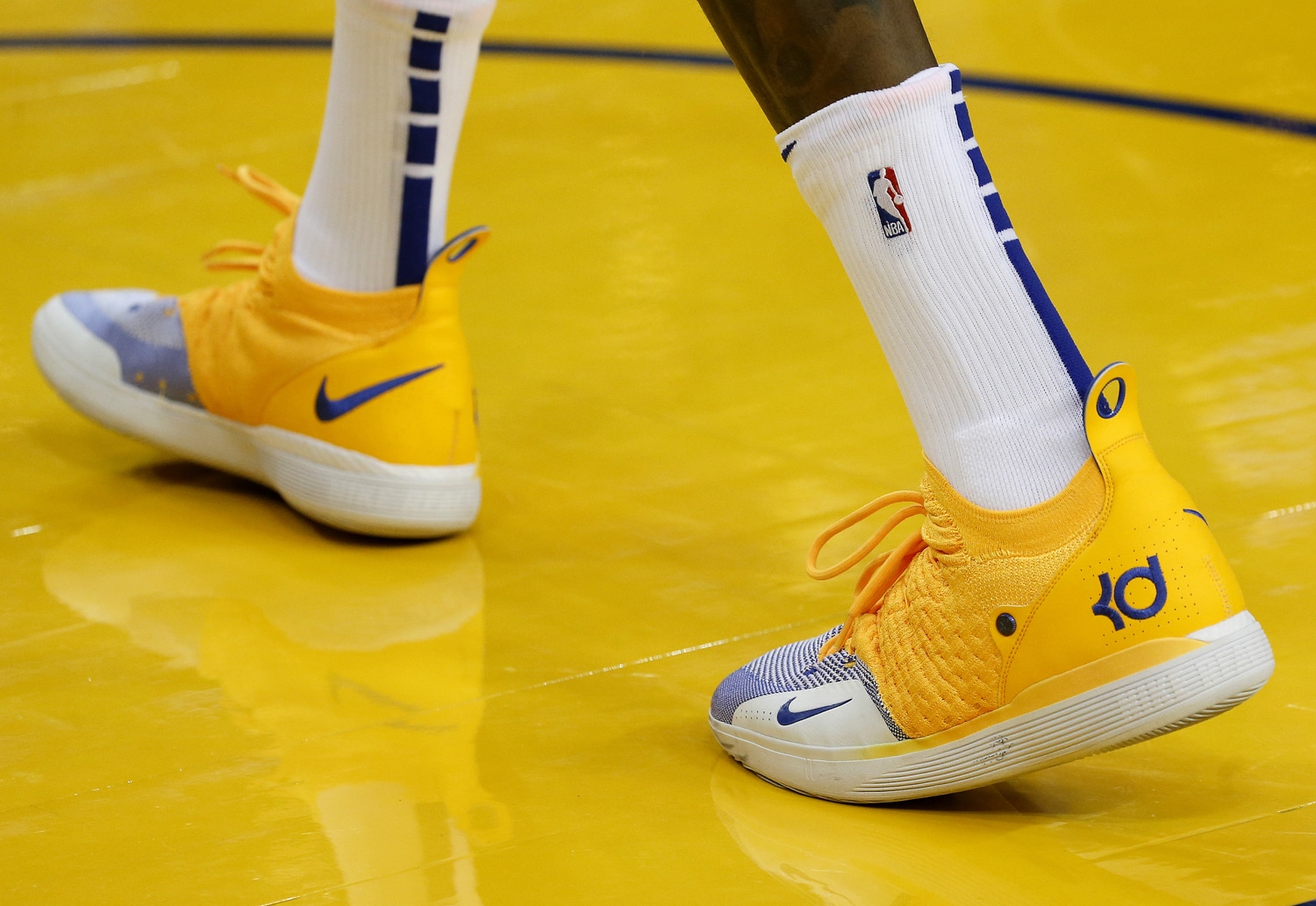 好看又好穿的潮鞋来啦,nba最好看的篮球鞋