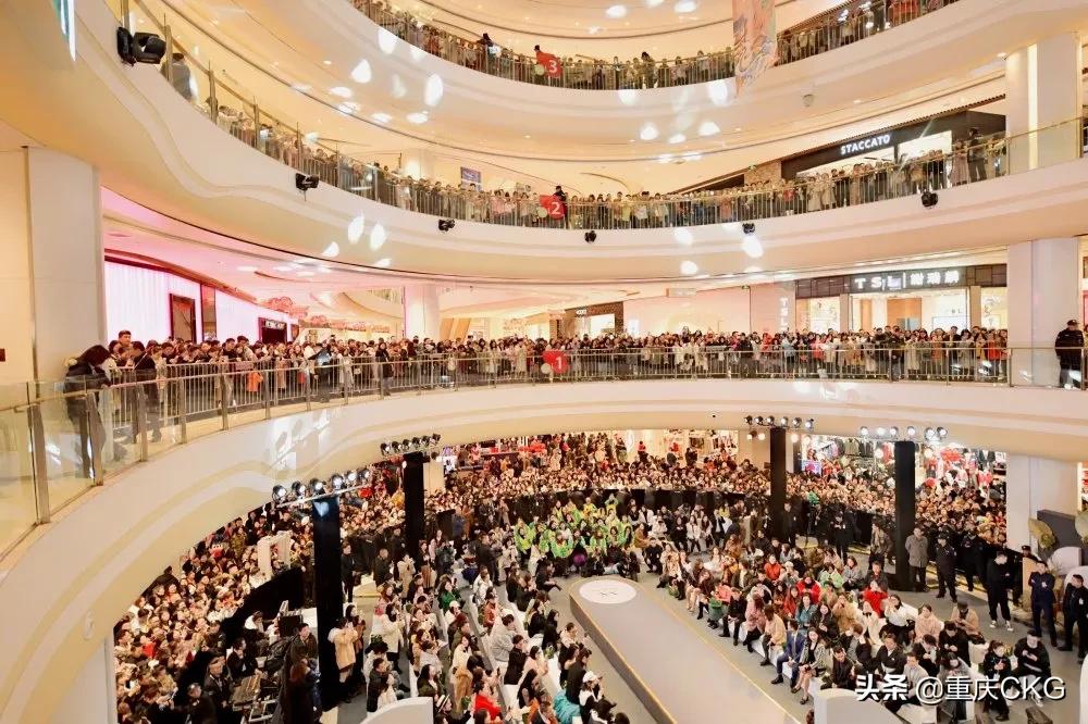 龙湖重庆时代天街规模,重庆龙湖时代天街最新打卡地
