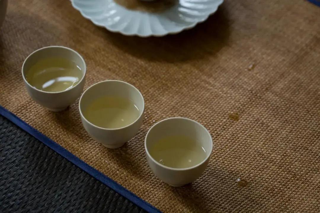 红茶绿茶白茶普洱茶哪个口感好,乌龙茶绿茶红茶白茶哪种好