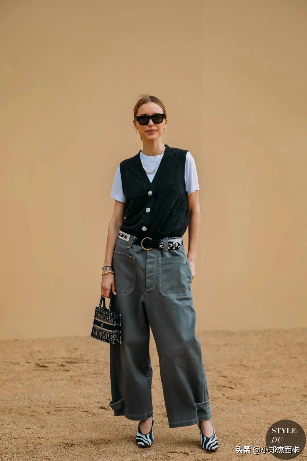 白tee怎么穿不透,版型好看的白tee