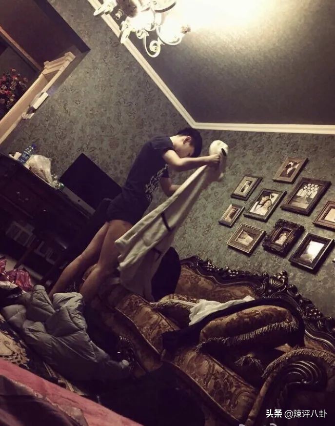 网红夫妇直播骗粉,网红夫妻欺骗粉丝