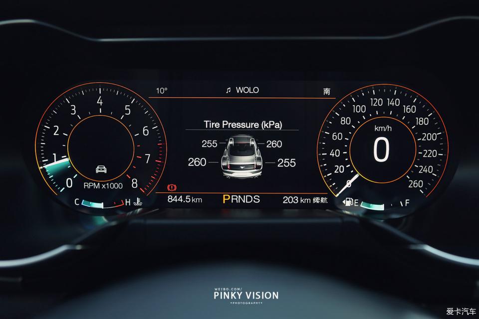 野马mustang宝石红,mustang提车真实评价