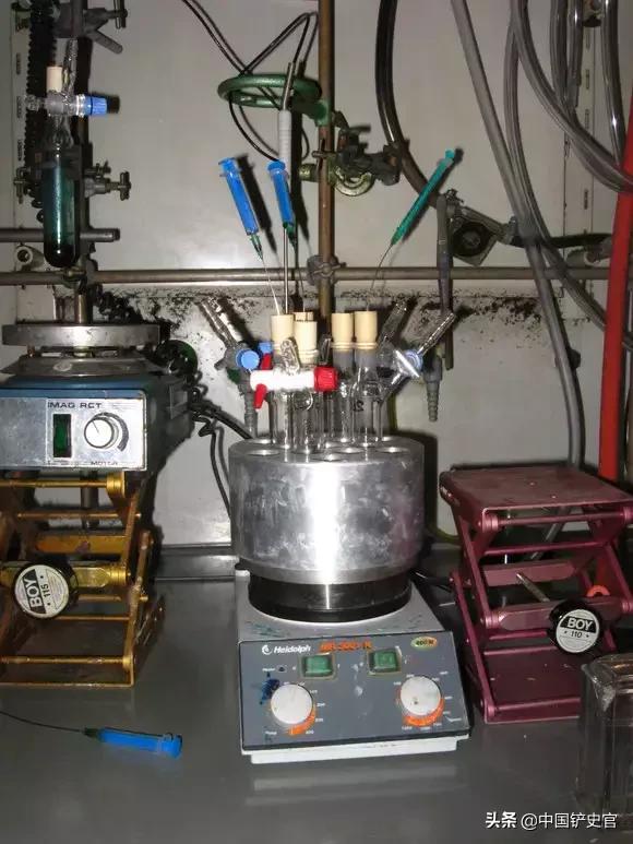 德国某大学实验室,大家进来感受一下