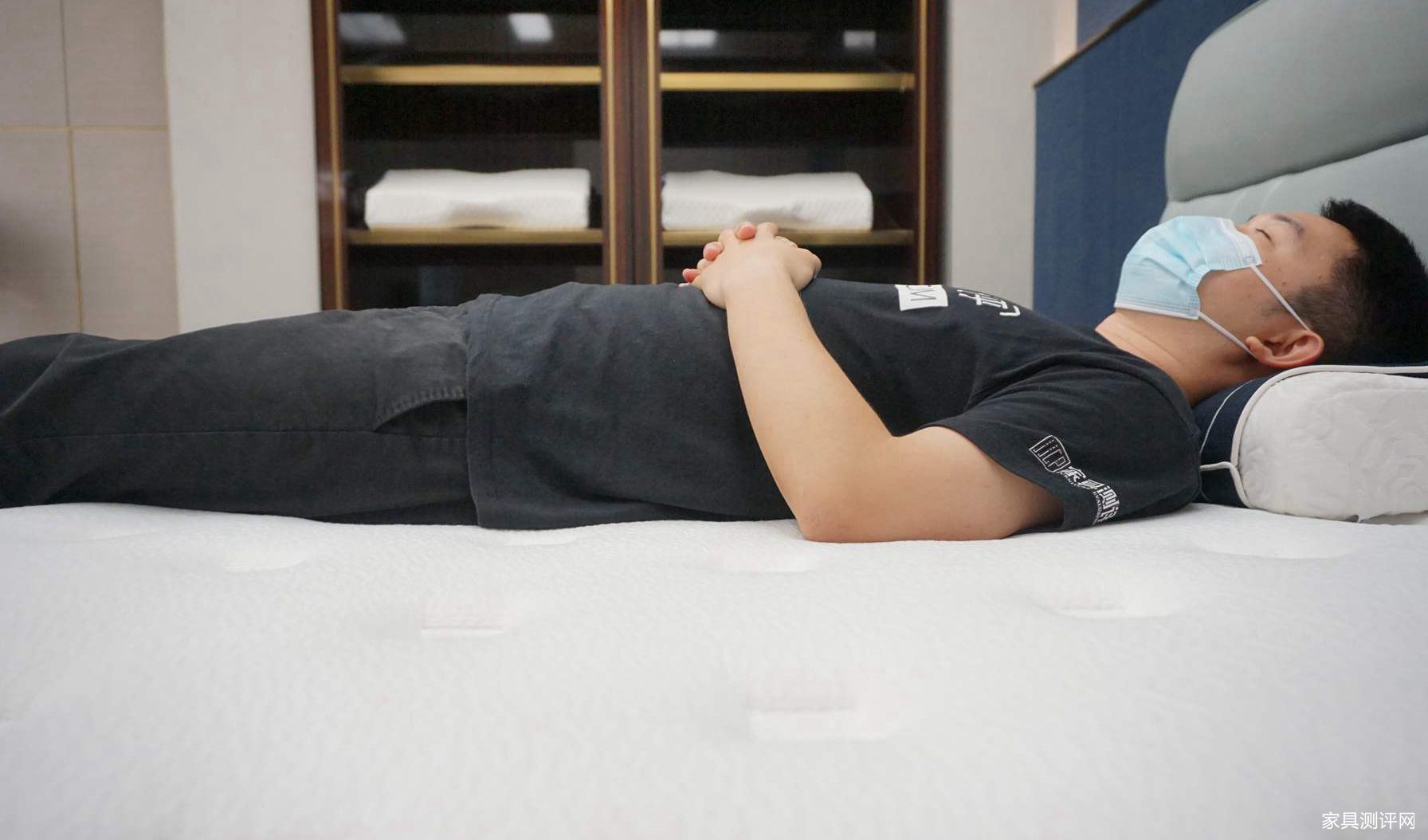 芝华仕床垫d026跟d060区别,芝华仕5星床垫气味大