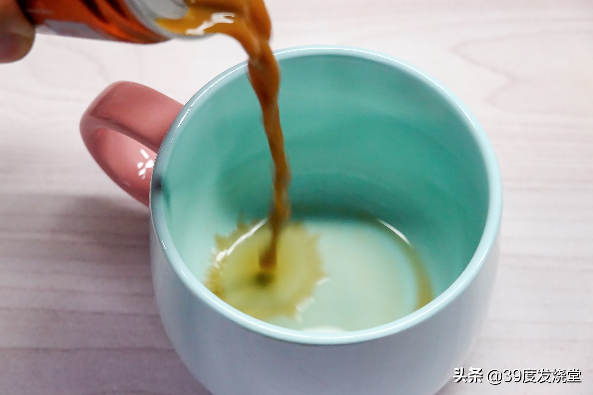 索尼黑卡7评测升级2.0系统,索尼黑卡7有超广角镜头吗