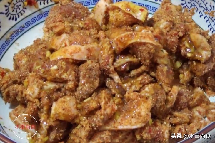 制作粉蒸肉用哪些食材,粉蒸肉的家常做法要不要加水