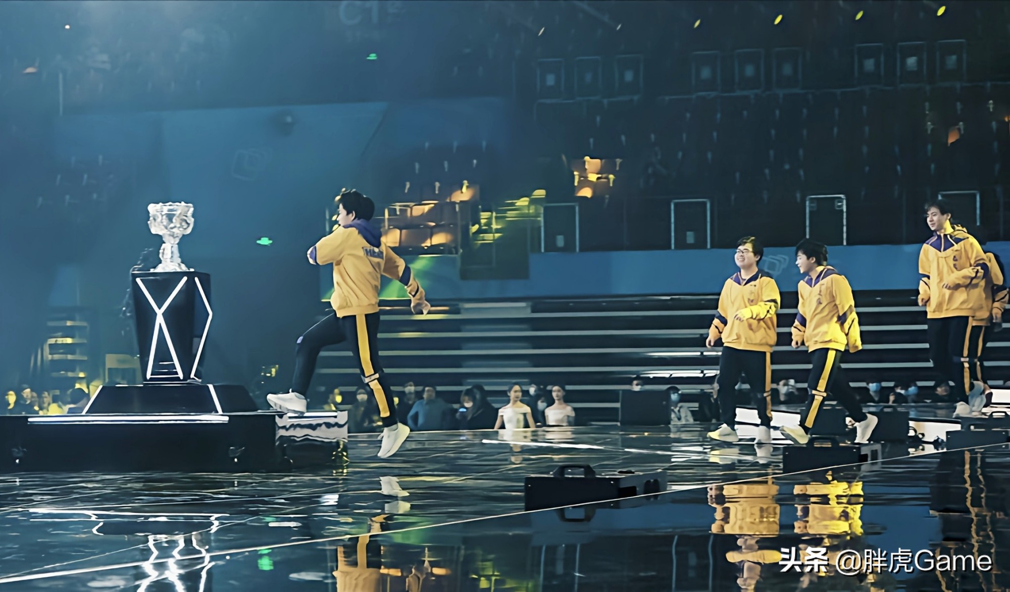 hero清融再拿fmvp图片,hero清融比赛中有没有三连决胜