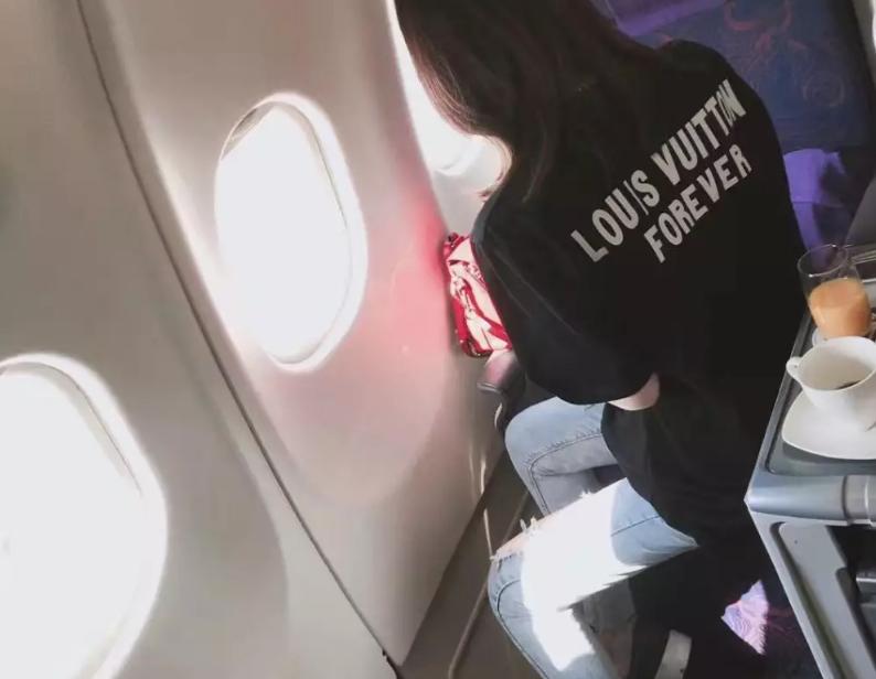 中华壮年女性！求求你们能不能别去旅游了