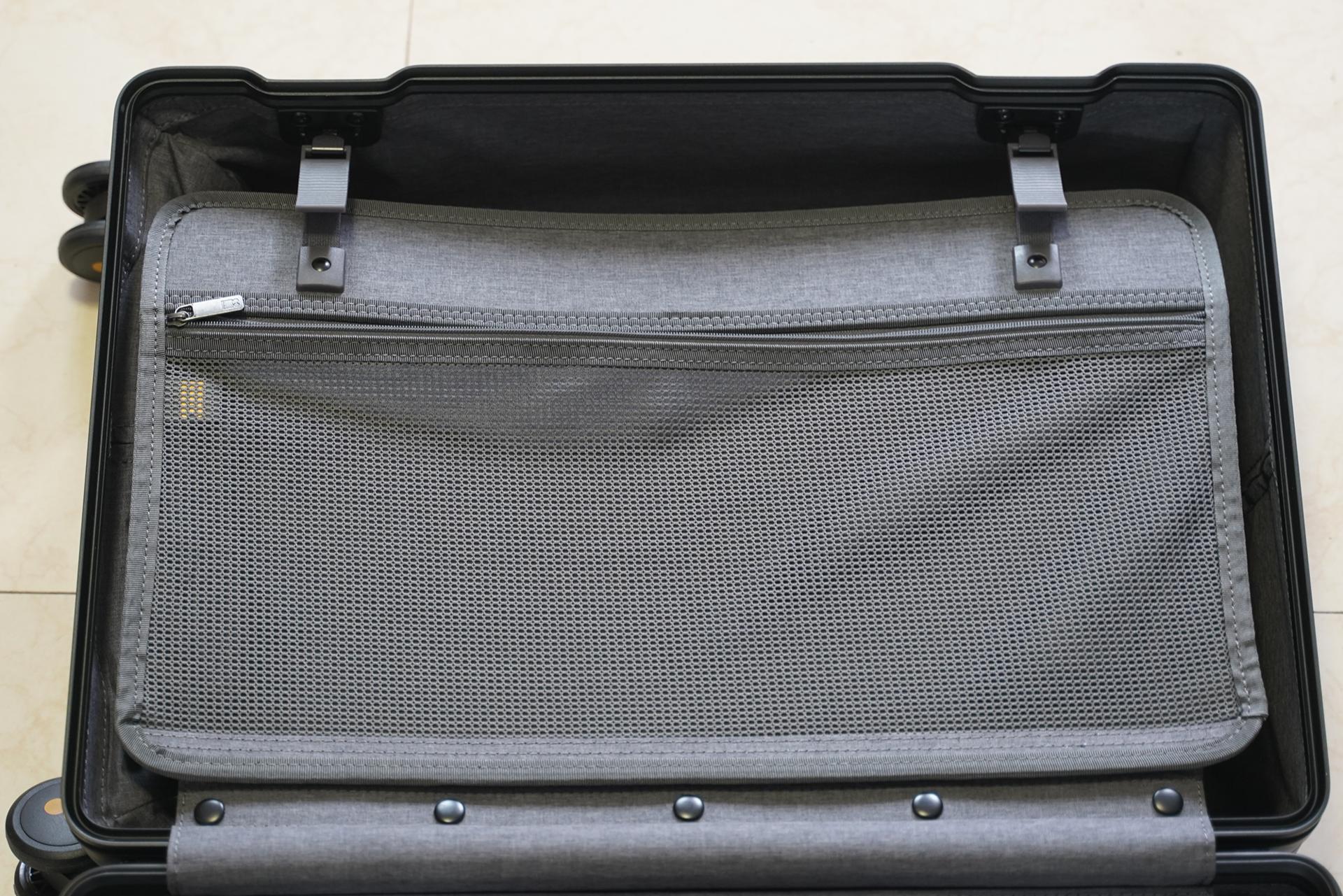 地平线8铝镁合金拉杆箱,地平线拉杆箱和elle拉杆箱哪个好