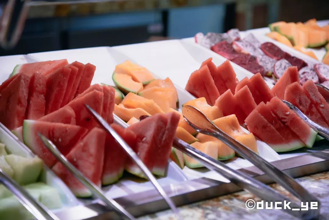 乘坐皇家加勒比邮轮太阳光光谱号,黄晓明皇家加勒比海洋光谱号