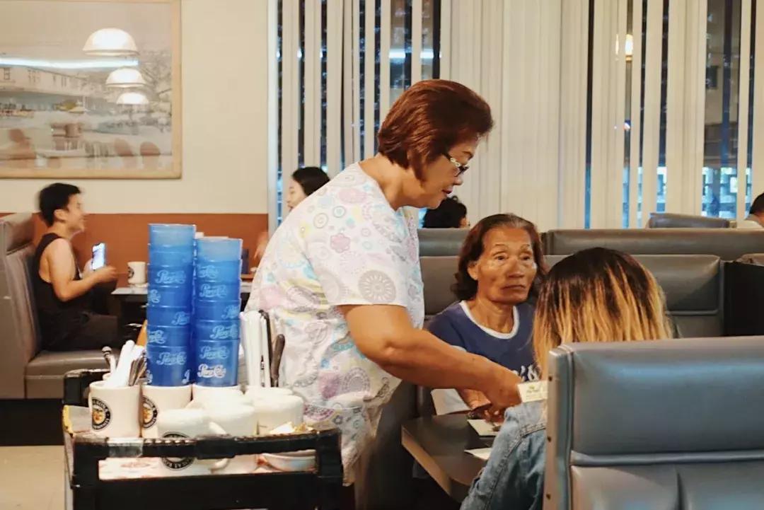 在吸引村上春树买房养老的海岛呆3天，马代帕劳在我心里降到第二