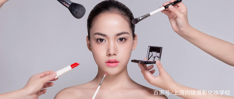 化妆师这个行业,初入门化妆师想转行适合什么工作