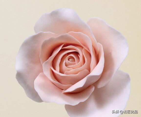 母亲节送给妈妈的礼物用黏土做,特别简单的母亲节手工黏土小礼物