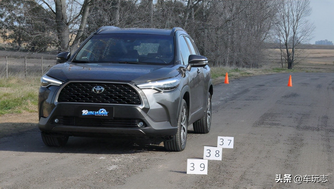 2021款丰田卡罗拉cross测试,日版丰田卡罗拉cross试驾