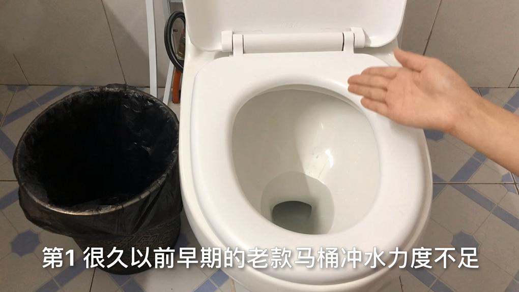 卫生纸丢马桶还是垃圾桶,卫生纸该扔进马桶还是纸篓