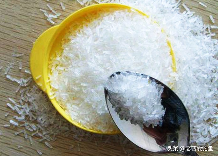 自制酒米钓鱼方法,自己用小米做鱼饵最简单方法