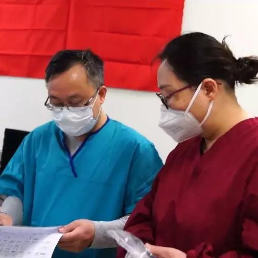 抗击非典的一个女医生,战疫女医生