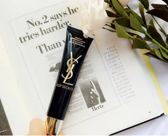 妆前乳补水滋润底妆必备,伊泽瑞尔妆前乳补水滋润底妆必备