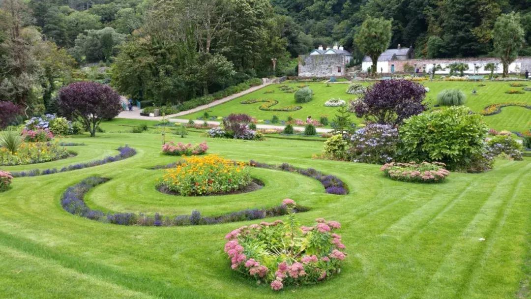 世界上唯一不允许结婚的国家,世界唯一一个不可以离婚的国家