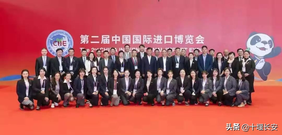 黄世仁杨白劳现场演出,杨白劳与黄世仁大学生辩论会