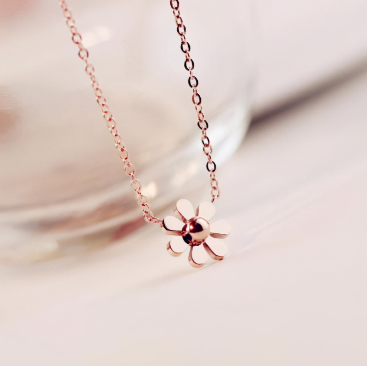 玫瑰金怕褪色2分钟学会保养大法,玫瑰金真的不会褪色吗