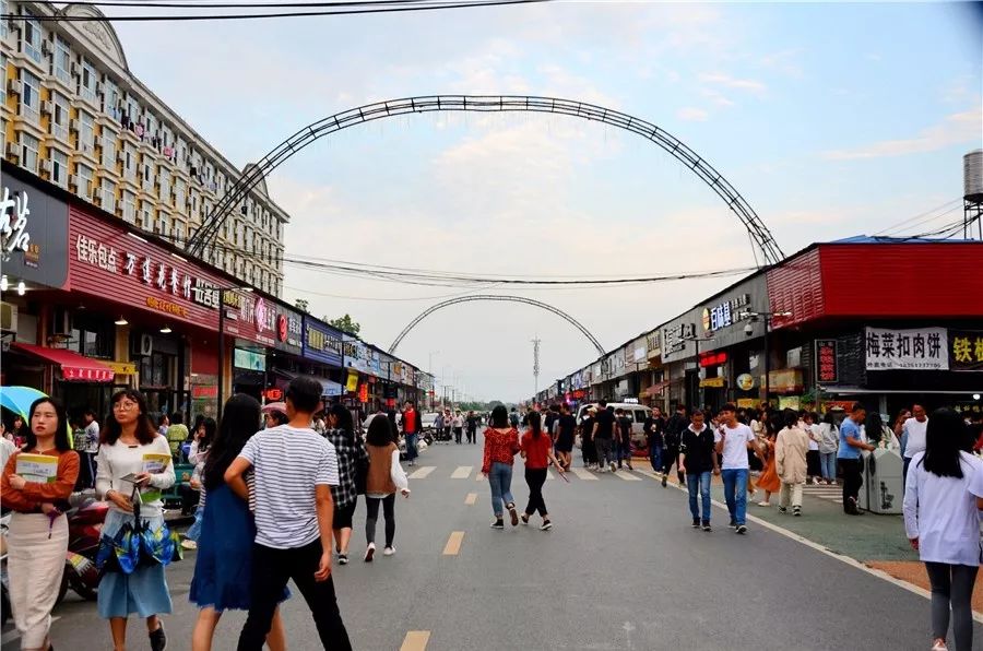 厉害了我的大学！100张图告诉你，有一种青春叫瑶湖高校！