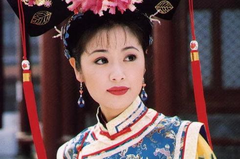 还珠格格赵薇林心如版嫁给五阿哥,林心如赵薇范冰冰和琼瑶合影