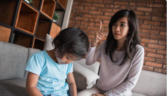 孩子摸*处私**、夹腿、蹭被子，这几个小细节，父母千万别忽视