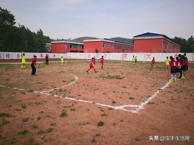 平顶山宝丰周庄实验小学足球队,宝丰县周庄镇中心校