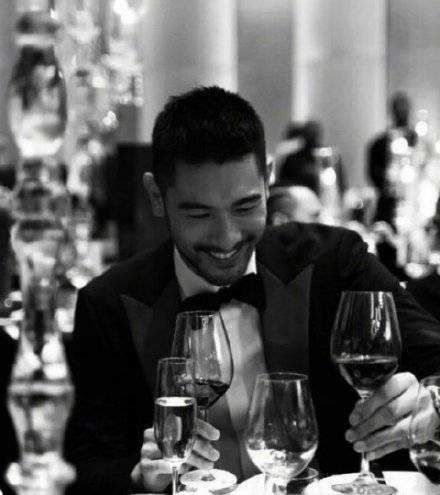 高以翔灵堂开放悼念可以看到人吗,高以翔灵堂遗体对外公开吗