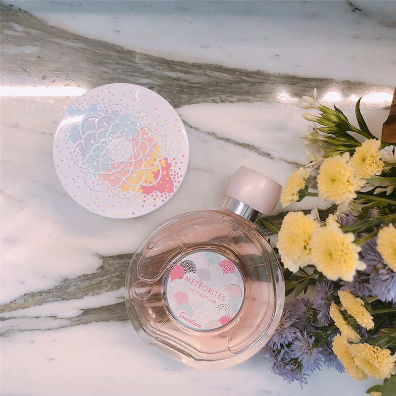 香水的使用技巧及礼仪有哪些？正品香水批发商教你正确的方法