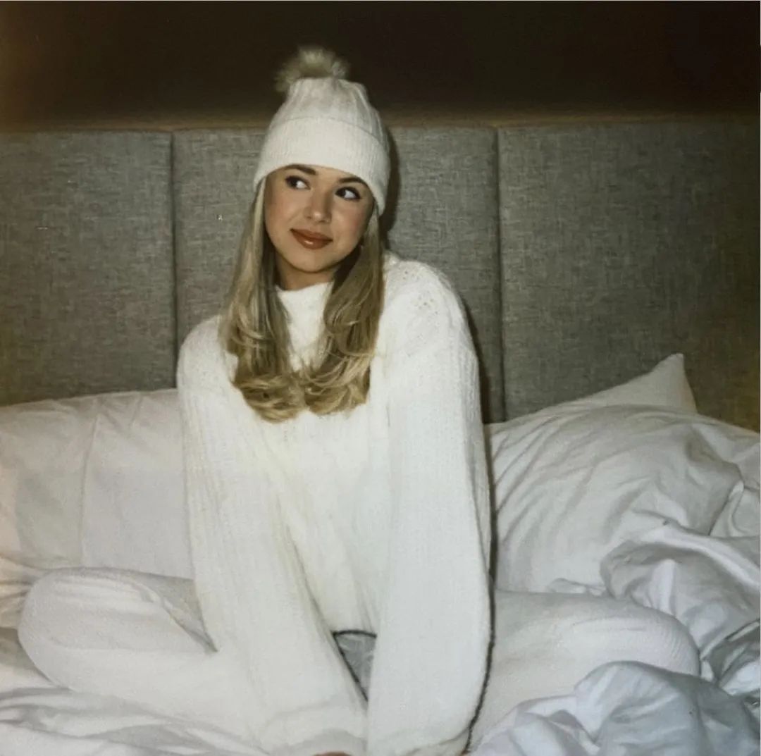 圆脸女孩帽子,小圆脸适合戴什么帽子