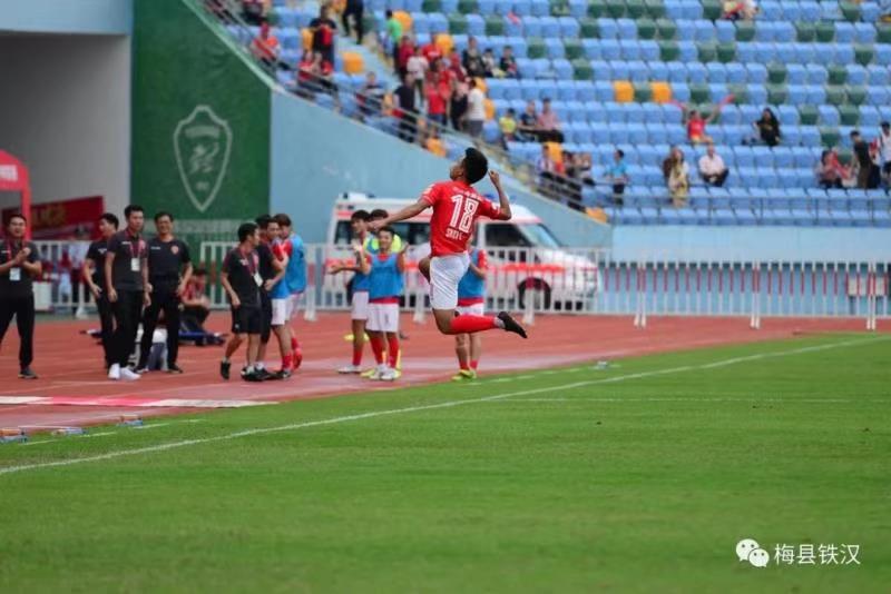 中甲第十轮梅县铁汉与大秦之水,足球有时候就是这么的残酷和现实