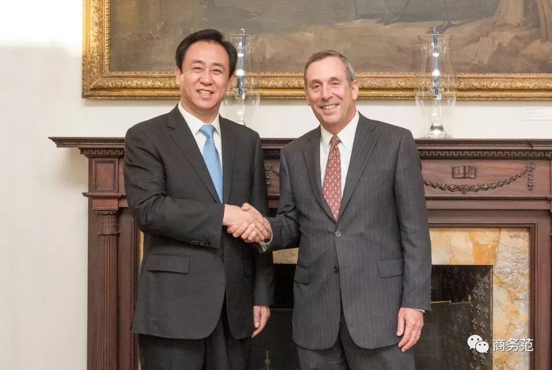 马云穿的什么牌子西装,马云穿的西装