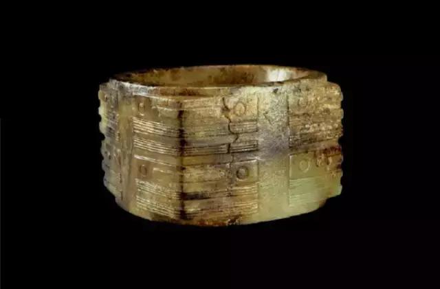 玉有五色沁胜得十万金什么意思,玉有五色沁胜得十万金是什么意思