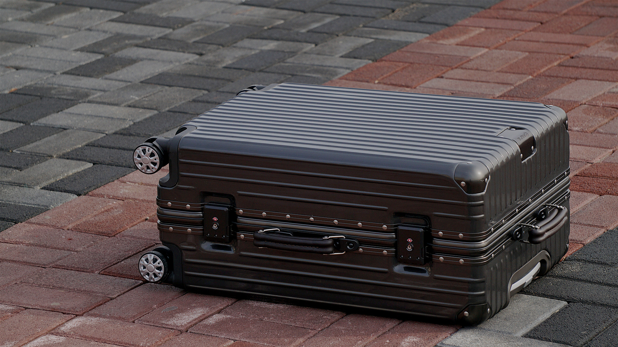 网易严选更加耐磨铝框拉杆箱,网易严选拉杆箱简约时尚