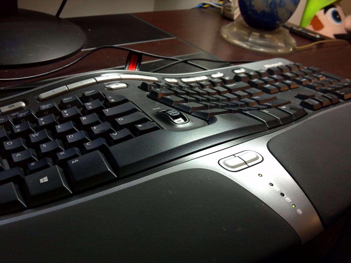 人体工程学键盘鼠标推荐,宅家搬砖