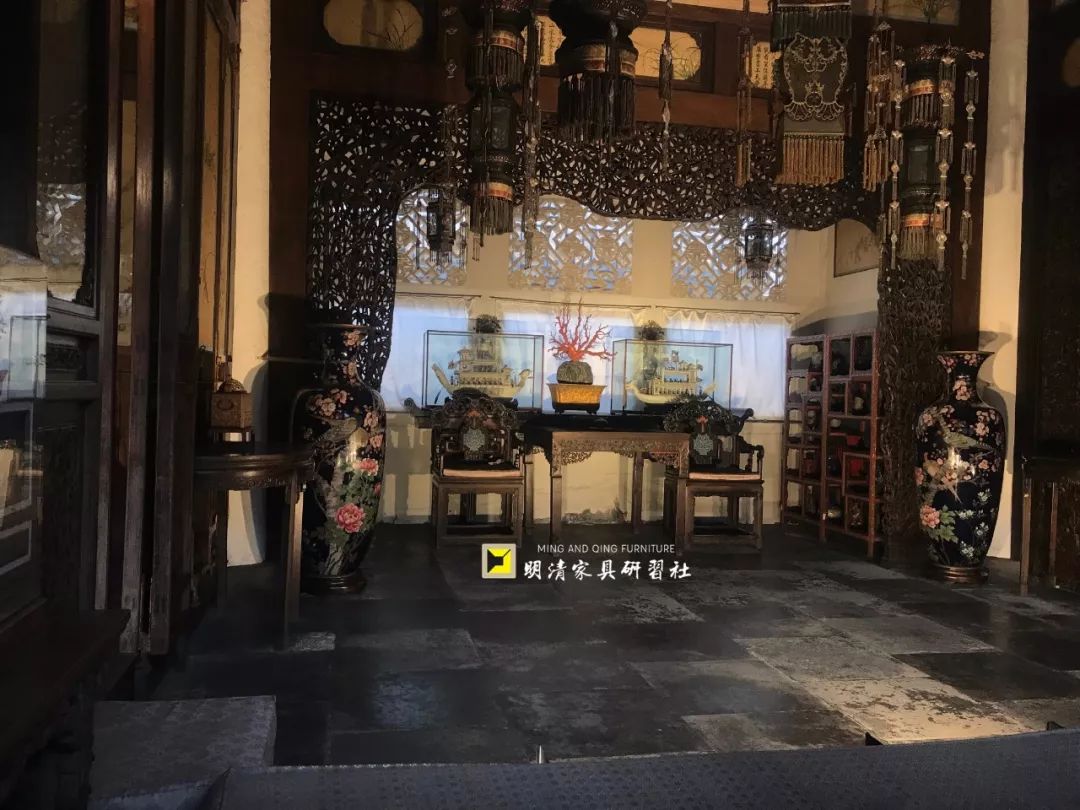 古典家具摆放讲究,新古典配什么样家具好看