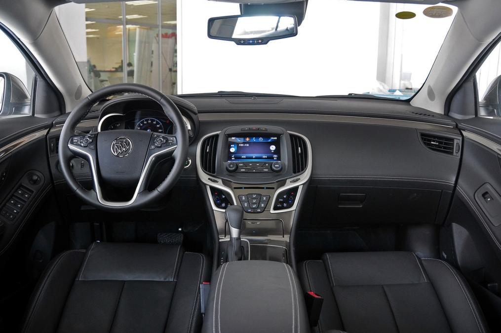 君越哪一代最好看,你觉得哪个车型好看