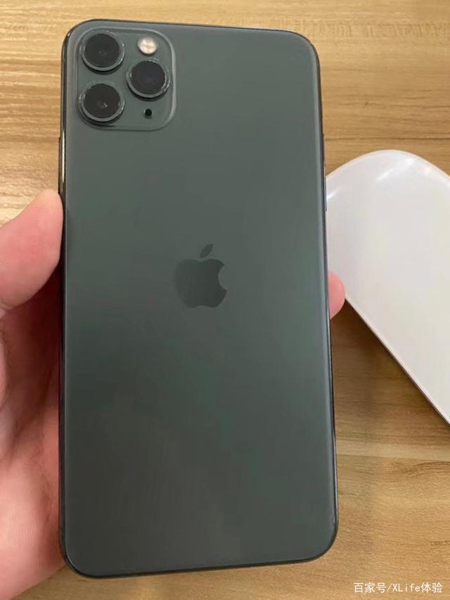 无短板真旗舰华为p40pro上手,2023年了华为p40pro还值得入手吗