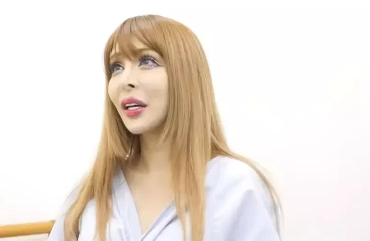 日本妹子花1286万元整容成芭比娃娃?!见识到了“可怕”……