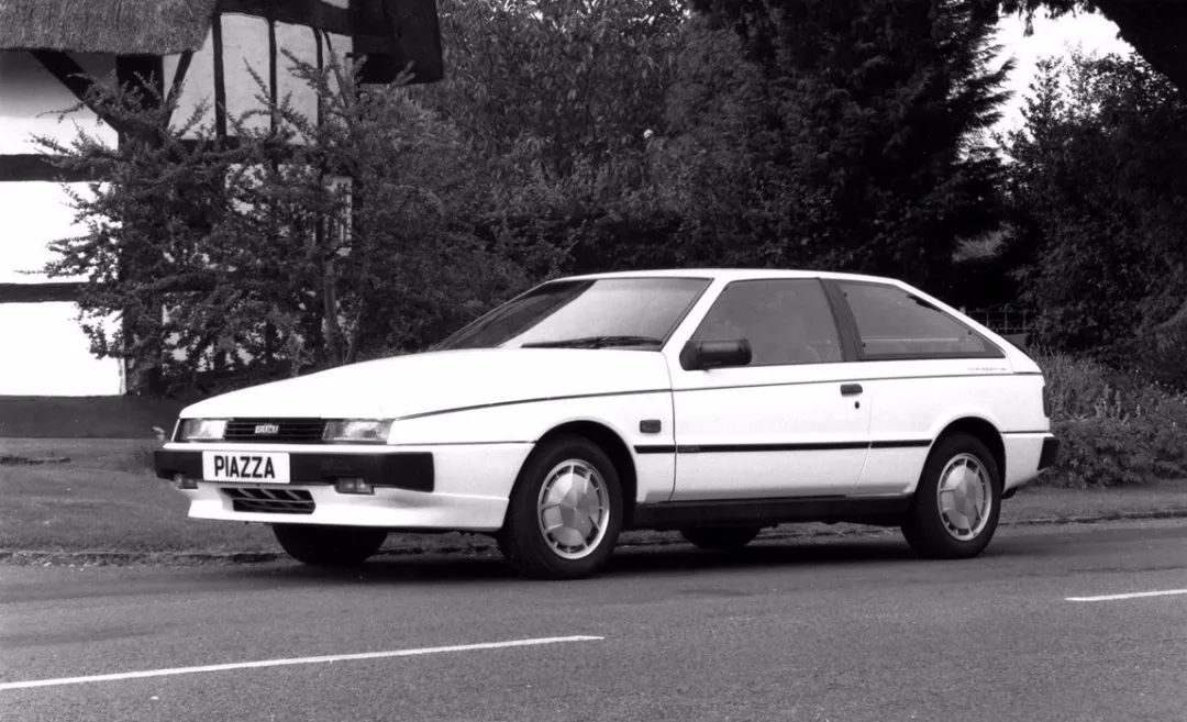 五十铃讲解,2020年庆铃五十铃柴油四驱皮卡