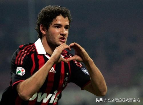 巴西队谁踢球最厉害,巴西队最出名的足球球员