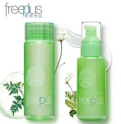 皮肤敏感又长痘用什么水乳,皮肤干燥起皮还长痘推荐水乳