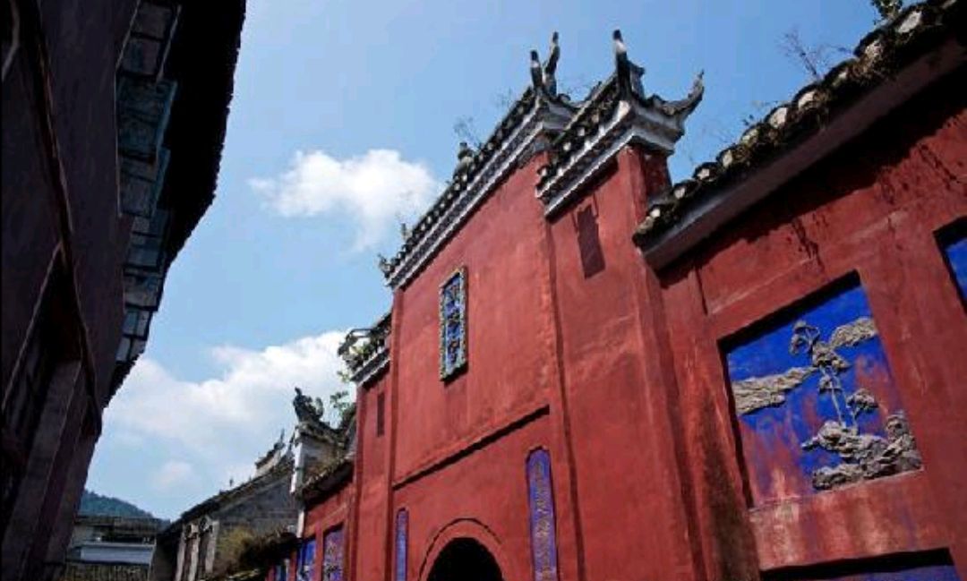 湖南的凤凰小镇在哪,湖南凤凰最美古城