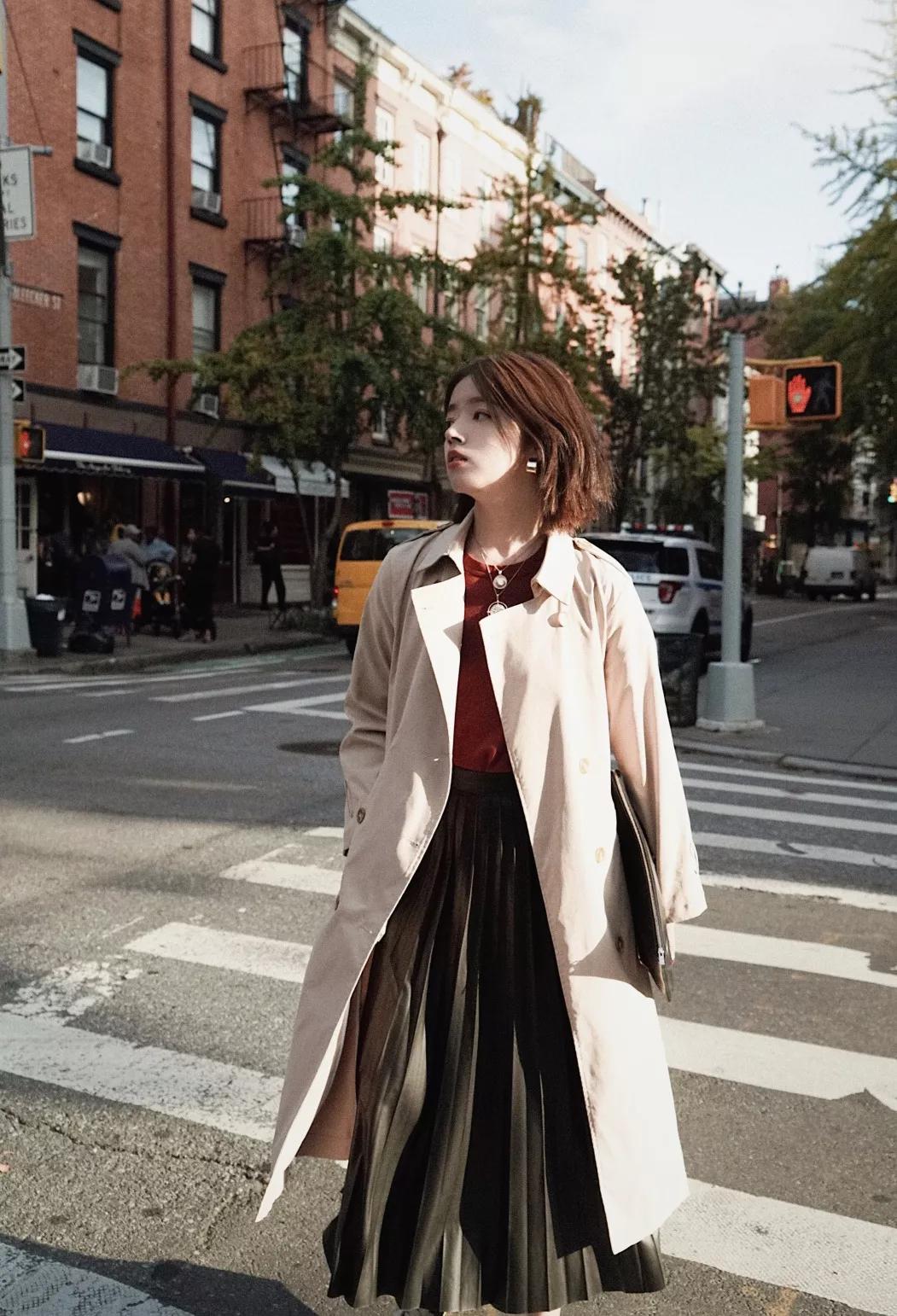 早春风衣穿搭高级感,早春穿搭颜色毛衣外套