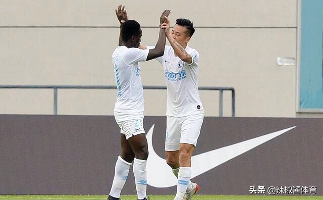 中超球队时隔六年再进亚冠八强,崔康熙神奇换人搞懵贝尼特斯