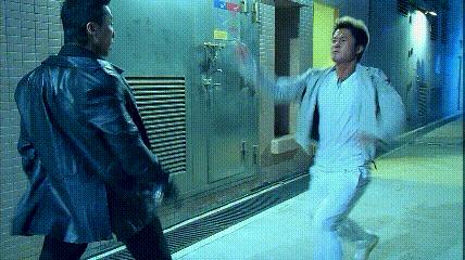 甄子丹杀破狼与吴京对打片段,棍法对决甄子丹完整版